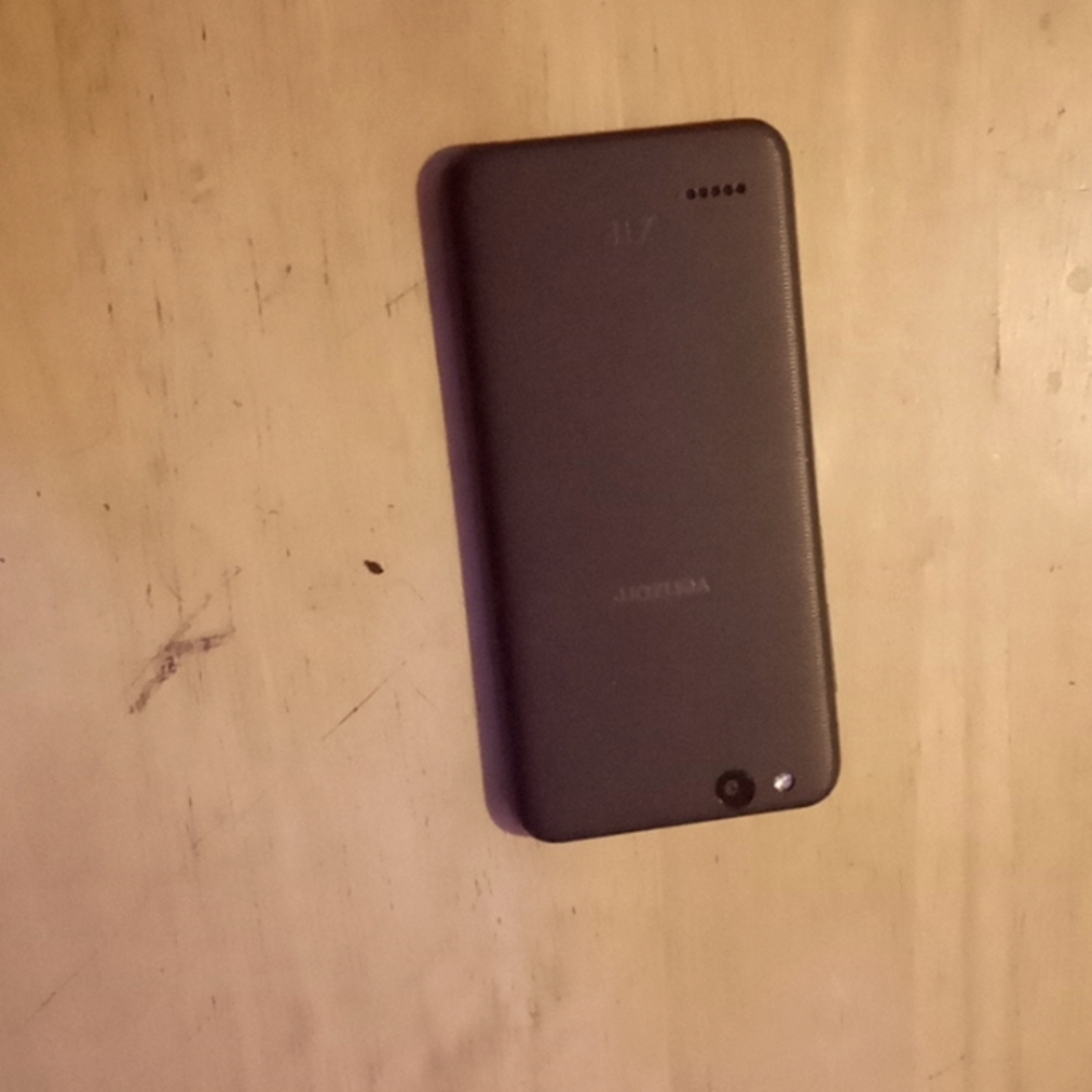 Verizon zte cell phone or optional pre-paid